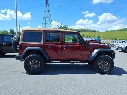 Used 2021 Jeep Wrangler Unlimited Sport AWD/4WD image 7