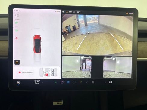 Used 2021 Tesla Model Y Long Range image 27