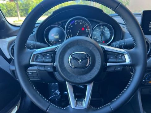 New 2026 MAZDA MX-5 Miata Club w/ Interior Package RWD image 24