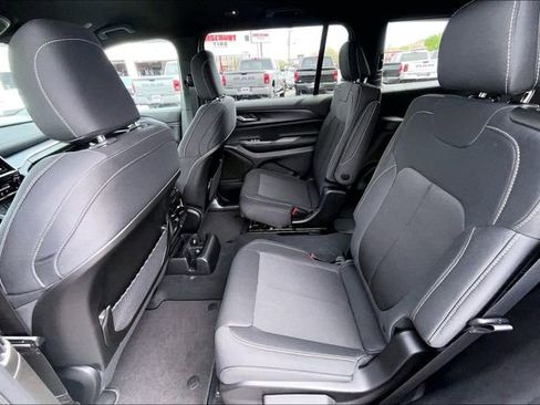 New 2026 Jeep Grand Cherokee L Laredo AWD/4WD image 10