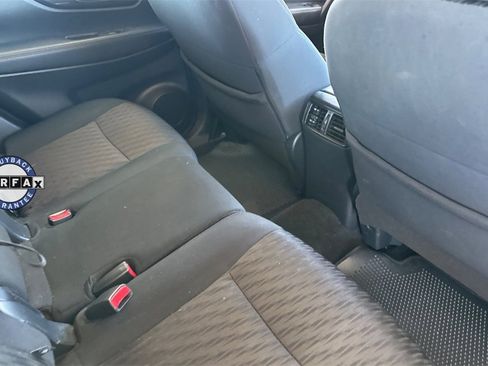 Used 2020 Nissan Rogue S image 23