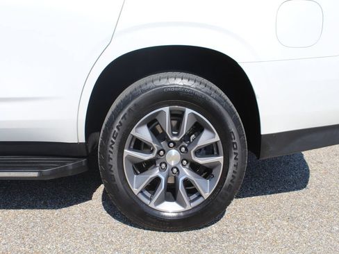 Used 2024 Chevrolet Tahoe LT w/ Luxury Package RWD image 22