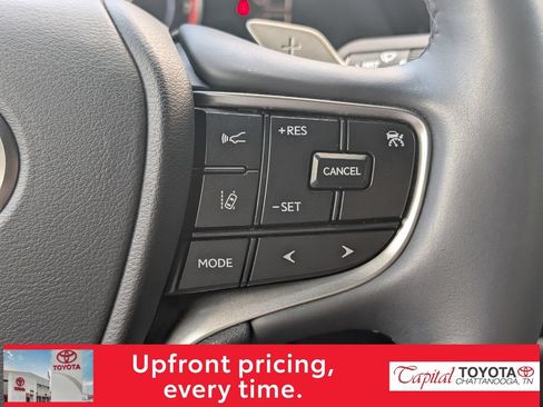 Used 2023 Lexus ES 250 w/ Premium Package AWD/4WD image 16