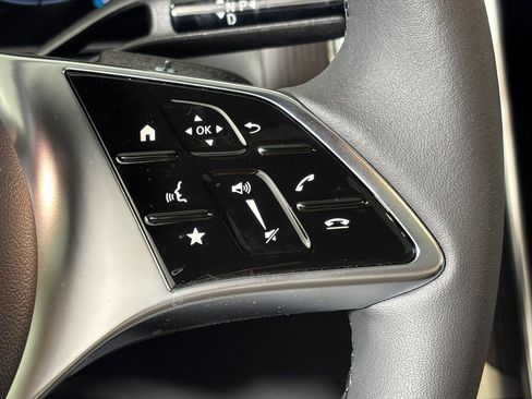 Used 2026 Mercedes-Benz GLC 300 4MATIC image 20