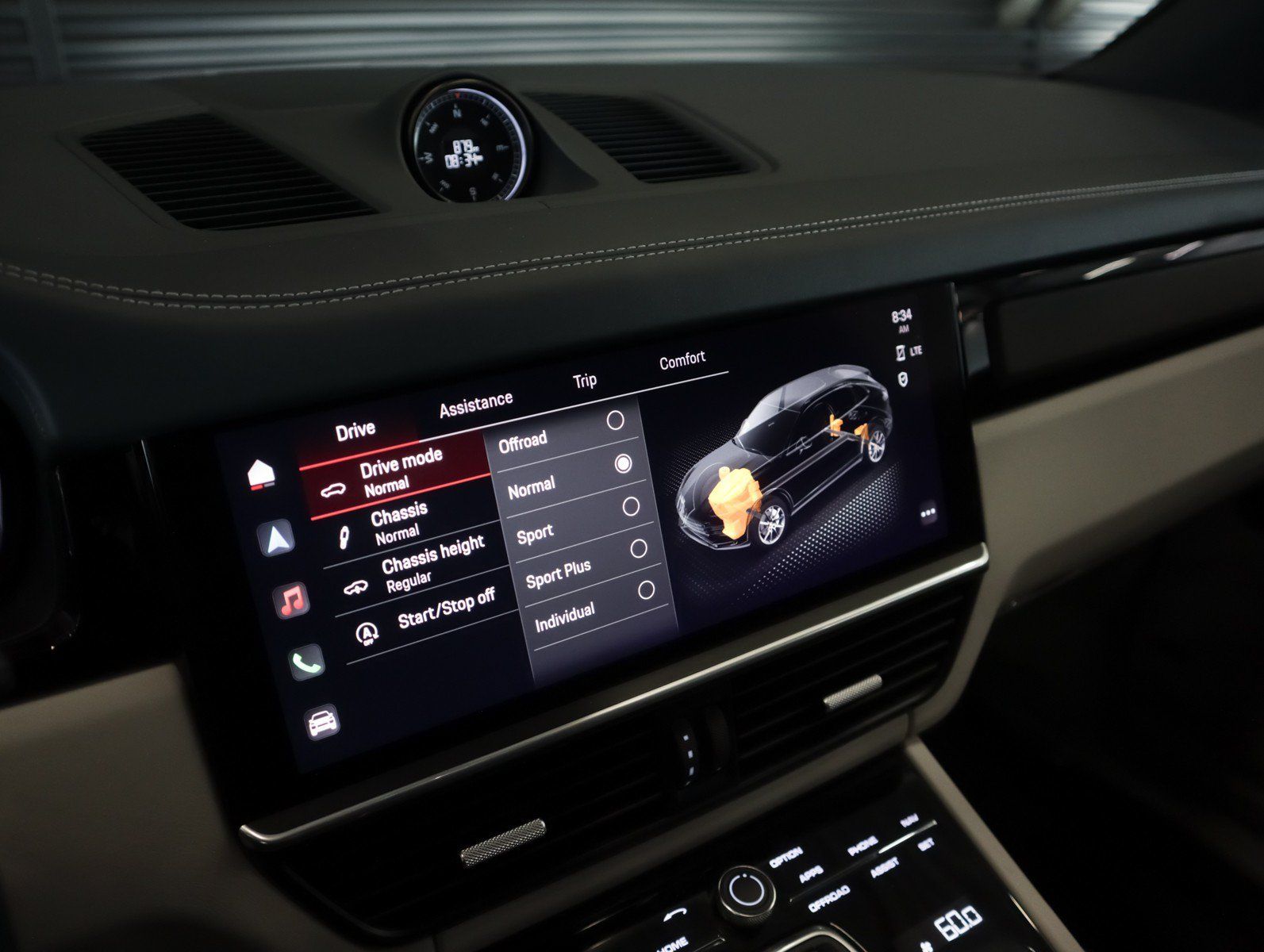 Certified 2023 Porsche Cayenne AWD/4WD image 19