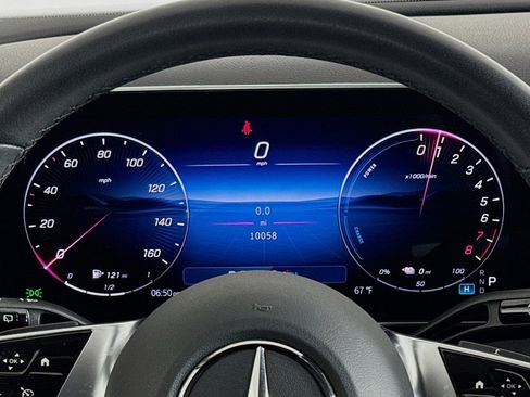 Certified 2025 Mercedes-Benz GLC 350e 4MATIC image 19
