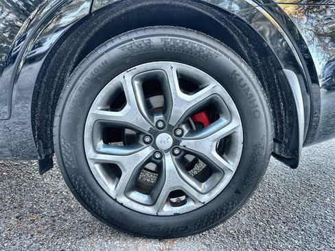 Used 2018 Kia Sorento SX image 8