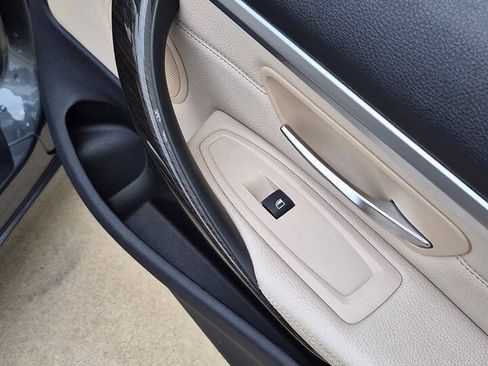 Used 2014 BMW 428i Convertible RWD image 33