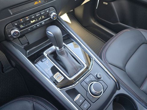 New 2025 MAZDA CX-5 Carbon Edition image 13