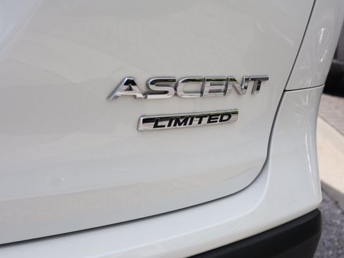 Used 2024 Subaru Ascent Limited w/ Technology Package AWD/4WD image 9
