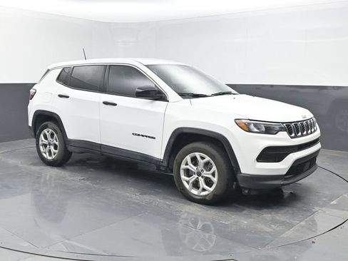Used 2025 Jeep Compass Sport AWD/4WD image 8