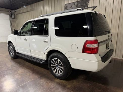 Used 2016 Ford Expedition XLT AWD/4WD image 4