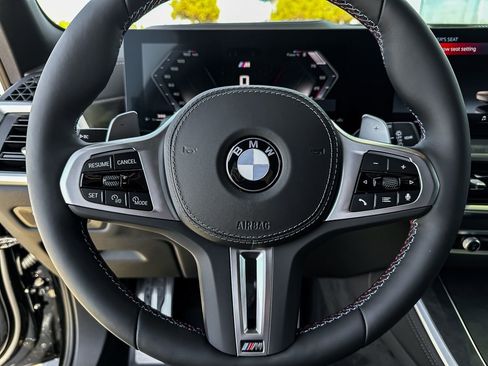 New 2026 BMW X5 M60i image 13