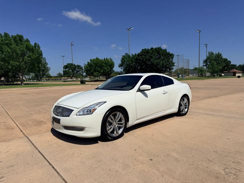 Used 2008 INFINITI G37 Journey w/ Premium Pkg RWD image 3