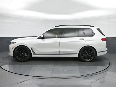 Used 2022 BMW X7 xDrive40i w/ Executive Package AWD/4WD image 4
