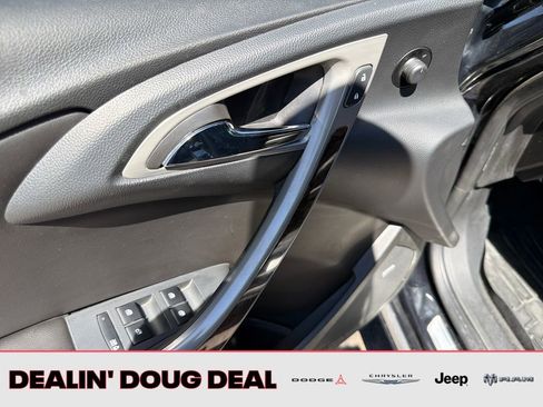 Used 2013 Buick Verano Premium FWD image 12