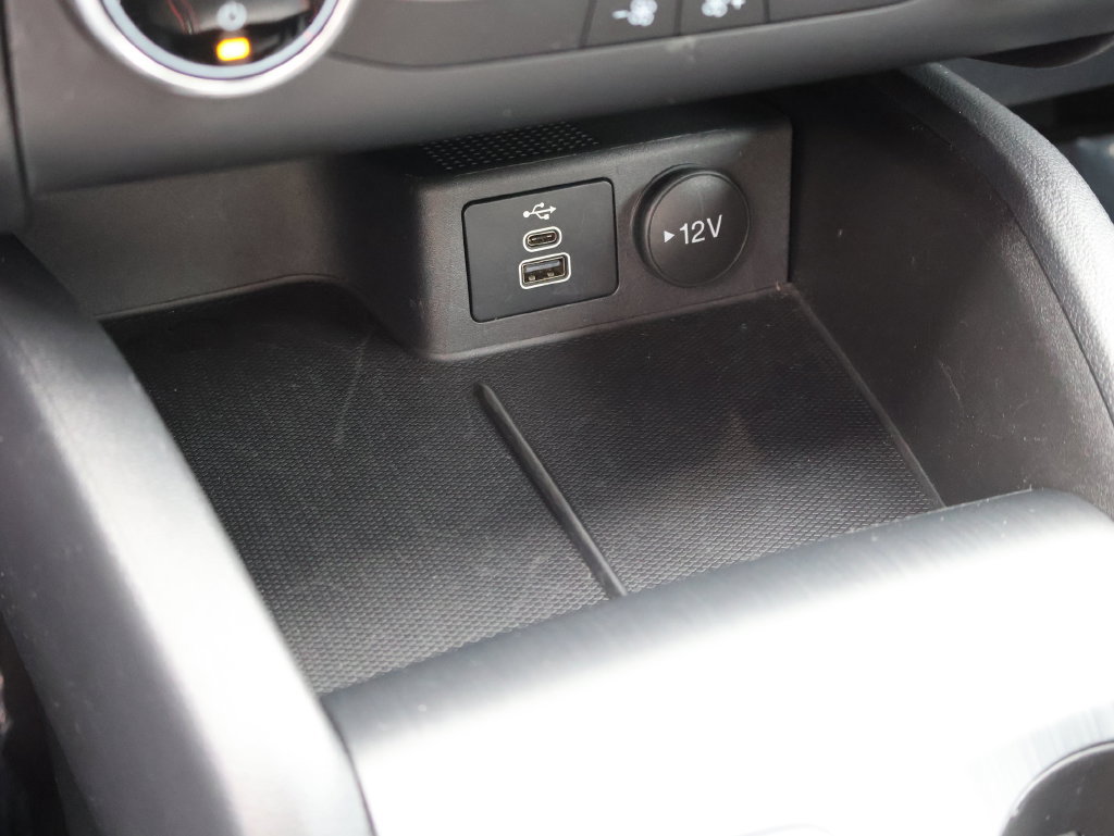 Certified 2025 Ford Escape ST-Line AWD/4WD image 37