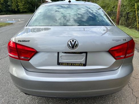 Used 2014 Volkswagen Passat 1.8T S image 32