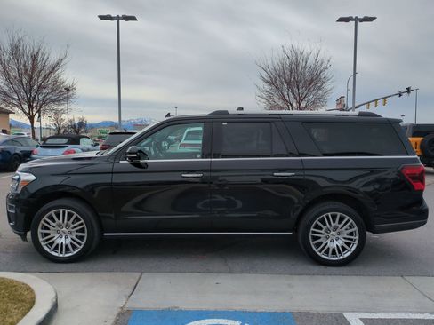 Used 2024 Ford Expedition Max Limited image 10