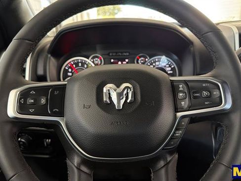 Used 2025 RAM 2500 Big Horn AWD/4WD image 29