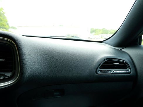 Used 2015 Dodge Challenger R/T w/ Quick Order Package 22B R/T image 19