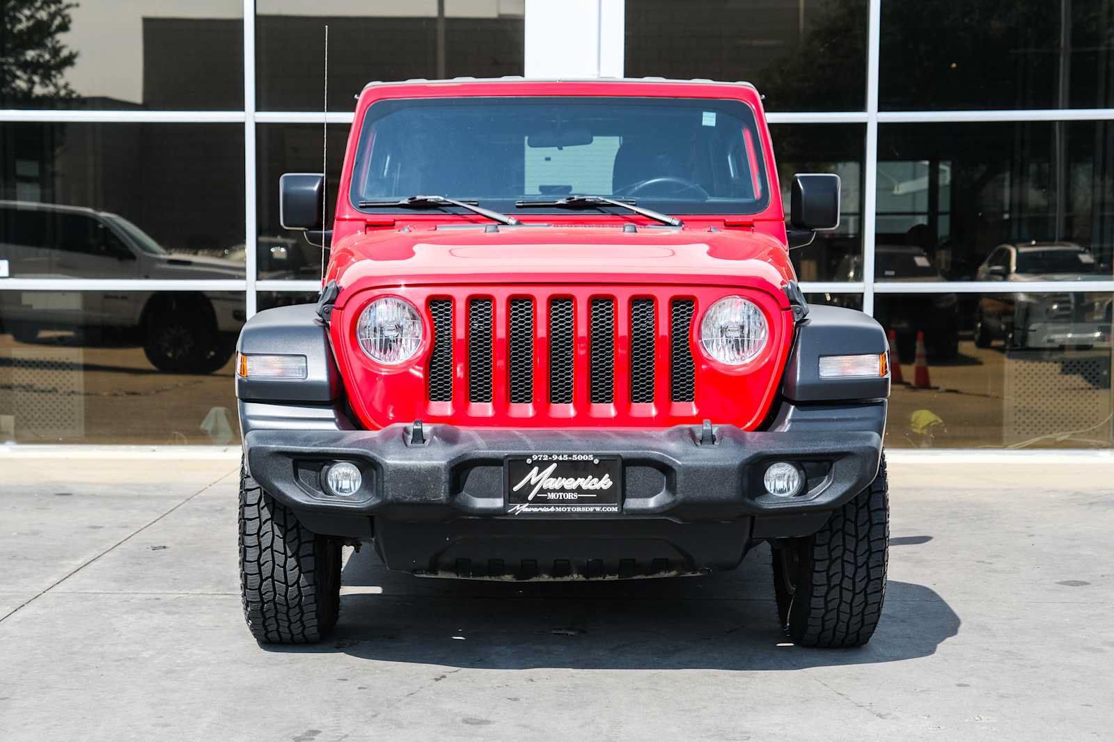 Used 2019 Jeep Wrangler Unlimited Sport S AWD/4WD image 2
