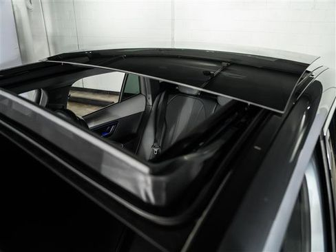 Used 2023 Mercedes-Benz EQE 500 4MATIC SUV image 17