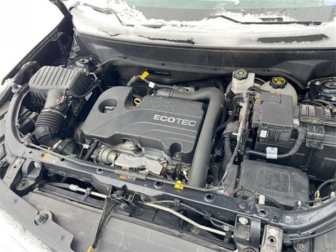 Used 2020 Chevrolet Equinox LT image 29