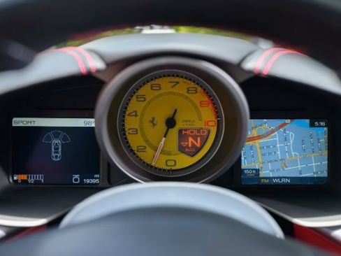 Used 2013 Ferrari F12 Berlinetta RWD image 29