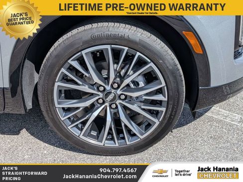 Used 2025 Cadillac XT4 Sport FWD image 10
