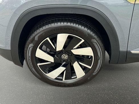 New 2026 Volkswagen Atlas Cross Sport SEL image 9