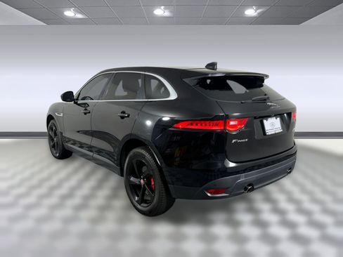 Used 2020 Jaguar F-PACE Premium image 3