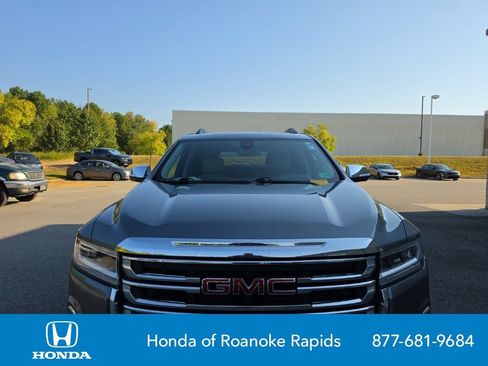 Used 2021 GMC Acadia SLT w/ Technology Package FWD image 8