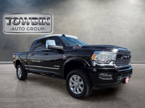 Used 2023 RAM 2500 Limited AWD/4WD image 2