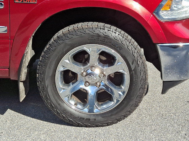 Used 2015 RAM 1500 Laramie w/ Convenience Group AWD/4WD image 9