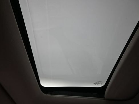 Used 2023 Honda HR-V EX-L image 15