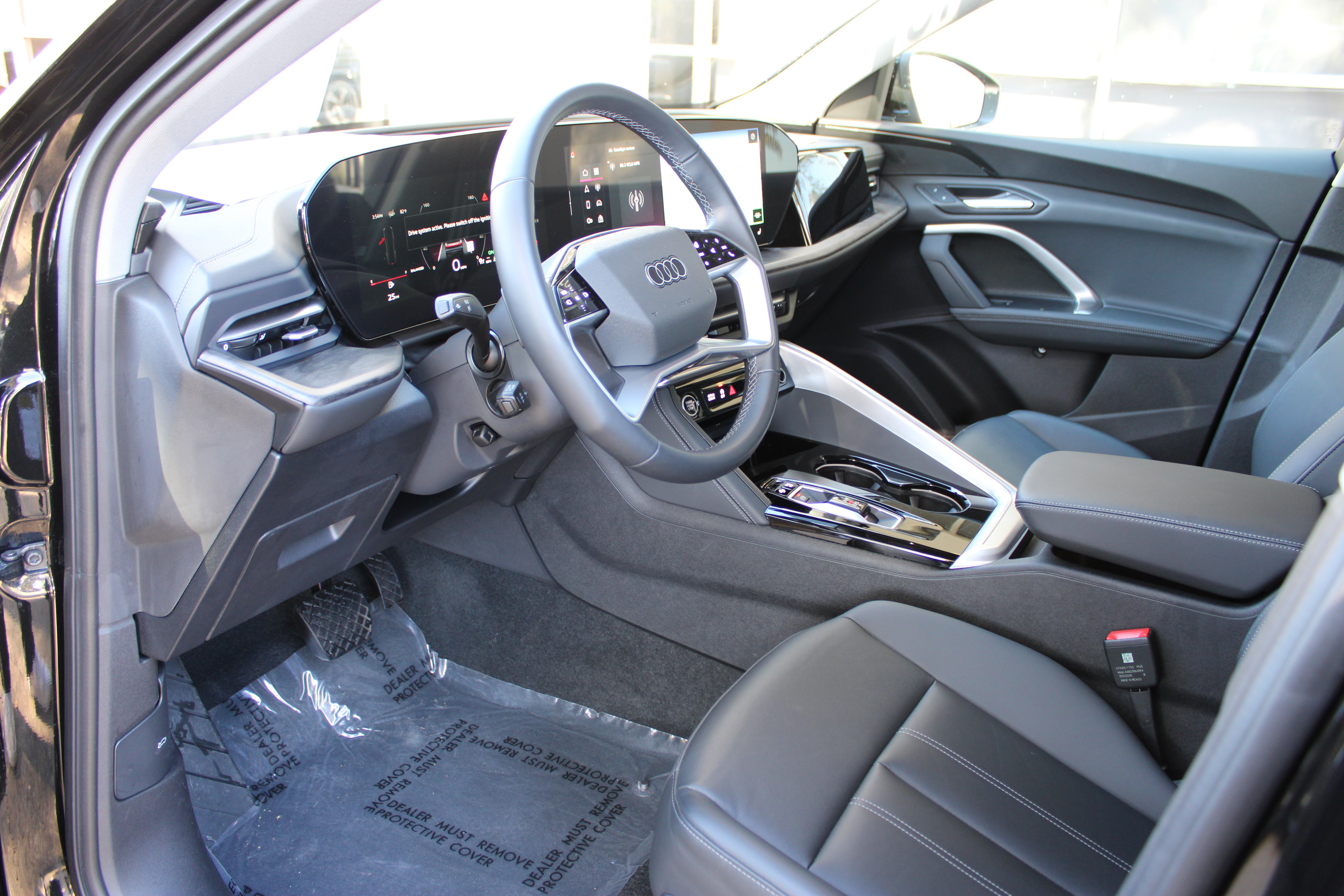 Certified 2025 Audi Q5 Premium w/ Convenience Package AWD/4WD image 17