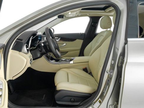 Used 2020 Mercedes-Benz C 300 Sedan image 38