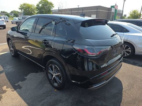 Used 2024 Honda HR-V EX-L image 2