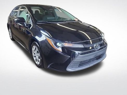 Used 2024 Toyota Corolla LE FWD image 8