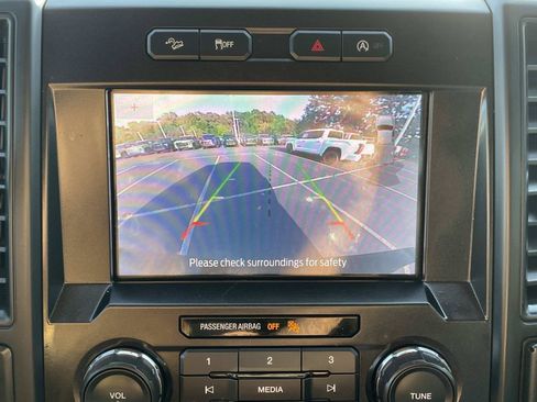 Used 2020 Ford F150 XL w/ Equipment Group 101A Mid AWD/4WD image 25