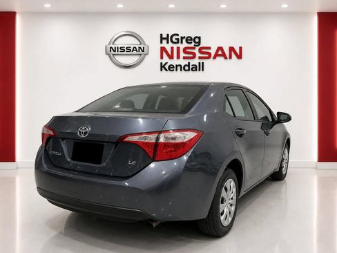 Used 2018 Toyota Corolla LE FWD image 4