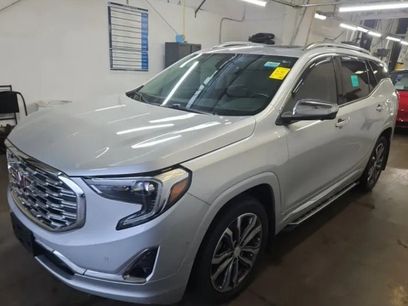 Used 2020 GMC Terrain Denali w/ Denali Premium Package