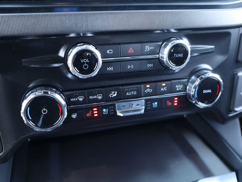 New 2026 Ford F250 Platinum AWD/4WD image 8