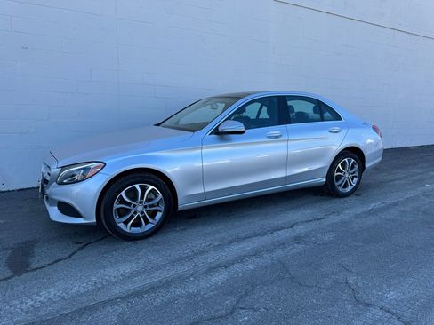 Used 2015 Mercedes-Benz C 300 4MATIC Sedan image 1