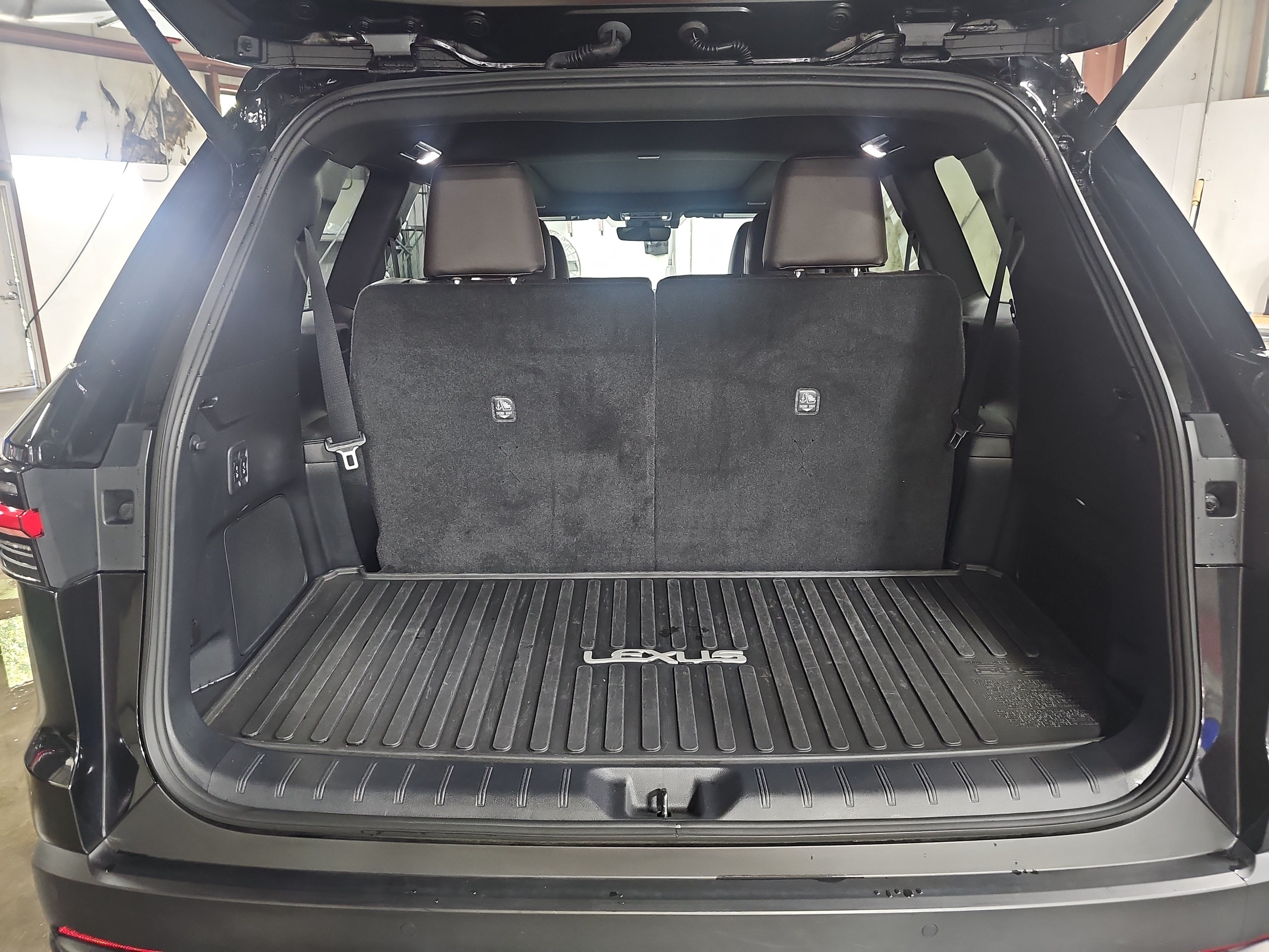 Used 2024 Lexus TX 350 AWD w/ Captains Chair Package image 14