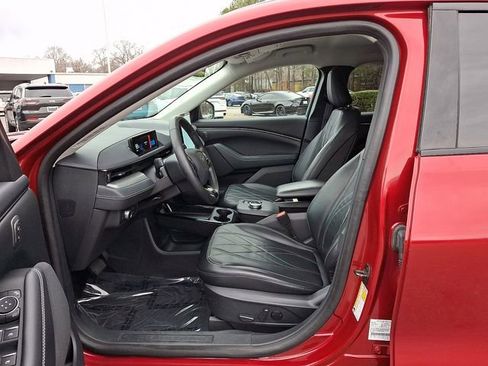 Used 2021 Ford Mustang Mach-E Select w/ Comfort/Appearance Package image 17