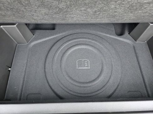 Used 2024 Chevrolet Equinox LT image 8