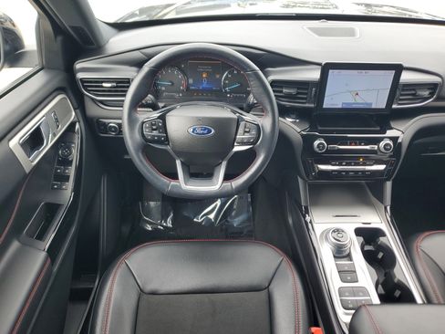 Certified 2023 Ford Explorer ST-Line w/ Class IV Trailer Tow Package image 21