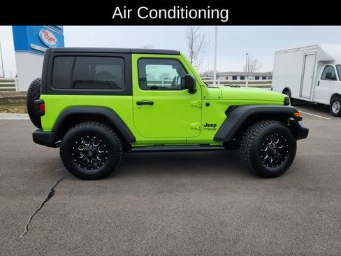 Used 2021 Jeep Wrangler Sport image 10